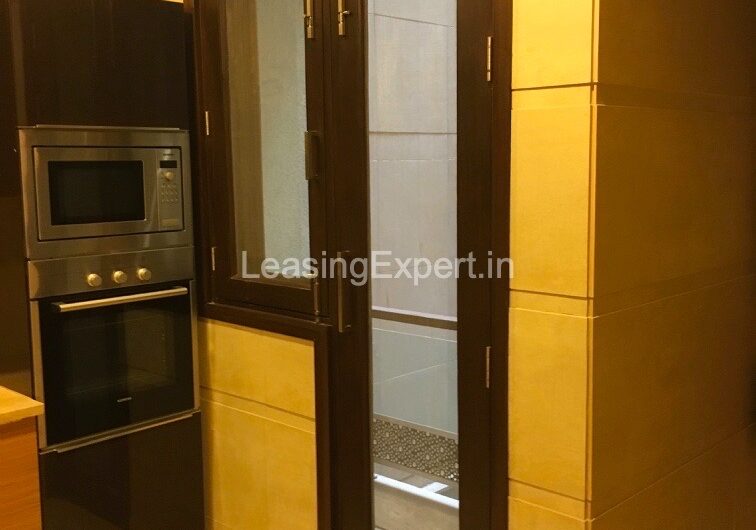 4 BHK Builder Floor for Rent West End New Delhi | Ground with Basement Apartment in South Delhi