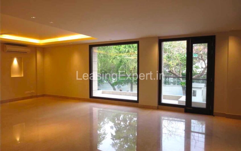 4 BHK Builder Floor Apartment for Rent/ Lease in West End Colony Delhi | Luxurious Apartment on First Floor in South Delhi