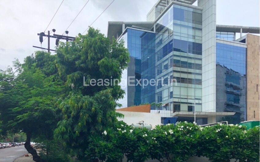 Commercial Property for Lease/ Rent in Filmcity Sector-16A Noida | Office Space in Noida Near DND Flyway & Metro