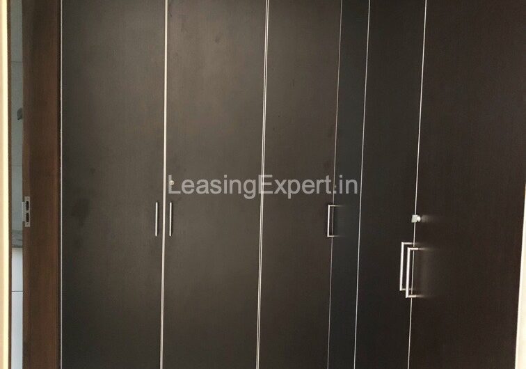 4 BHK Builder Floor for Rent in Vasant Vihar New Delhi | Luxury Apartment at Vasant Marg Delhi