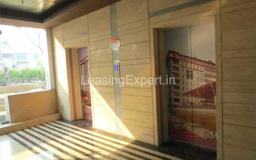Commercial Property for Lease/ Rent Parsvnath Capital Towers Connaught Place New Delhi | Office Space in Red Fort Capital