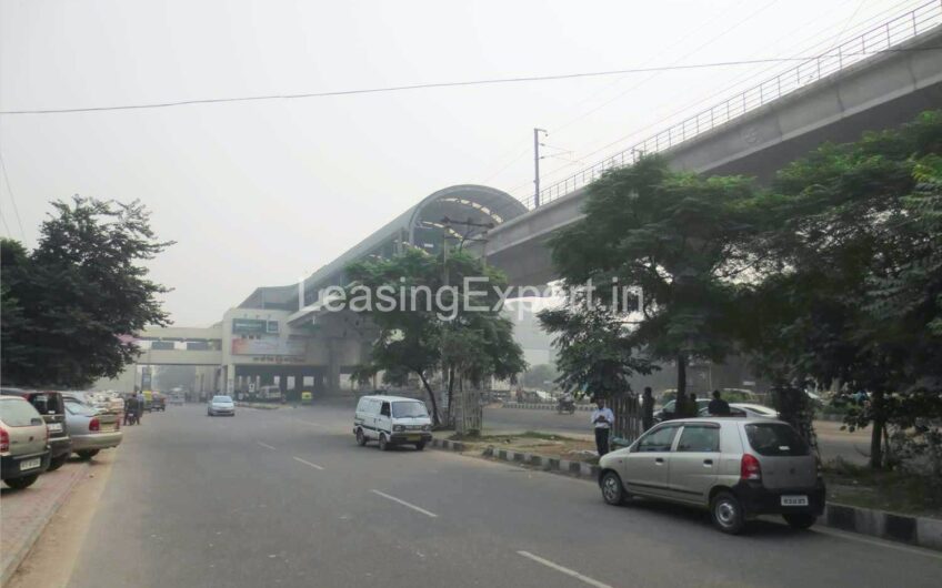 Prime Commercial Property for Rent/ Lease on MG Road Gurgaon Haryana | Office Space in Mehrauli- Gurugram Road