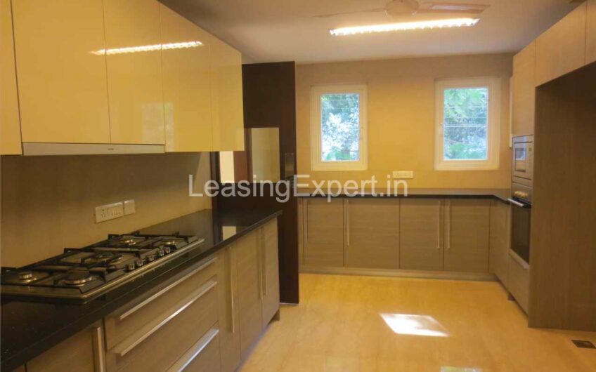 Residential Builder Floor for Rent in Panchsheel Park New Delhi | 4 BHK Luxury Duplex Apartment in South Delhi
