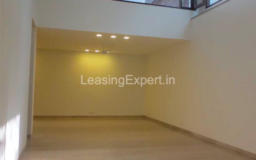 Residential Builder Floor for Rent in Panchsheel Park New Delhi | 4 BHK Luxury Duplex Apartment in South Delhi