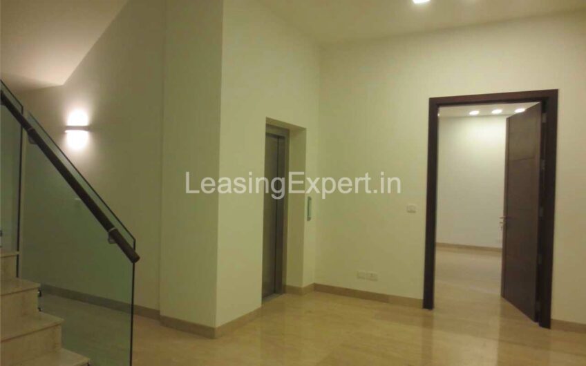 Residential Builder Floor for Rent in Panchsheel Park New Delhi | 4 BHK Luxury Duplex Apartment in South Delhi